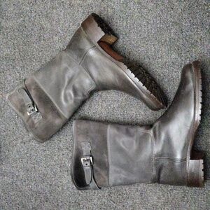 Gravati Shearling Lined Boots